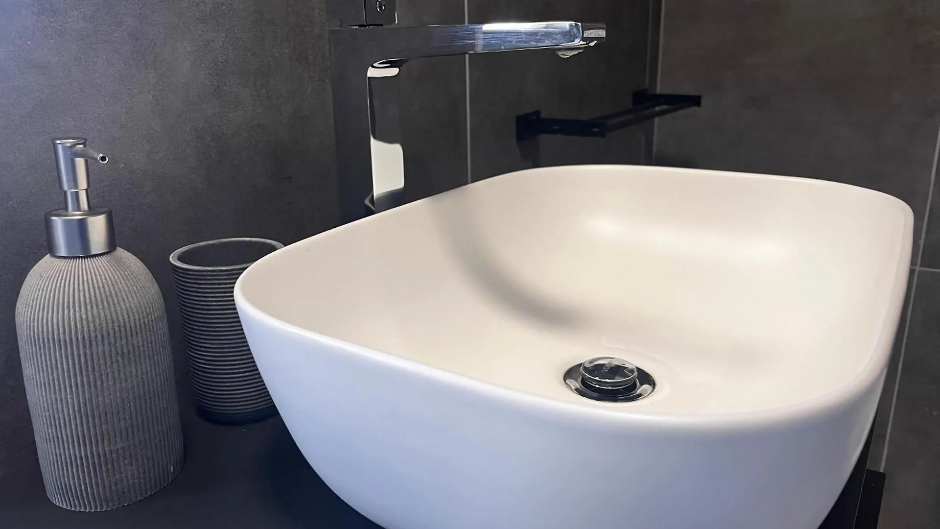 Apartman Bella روفينج شقة