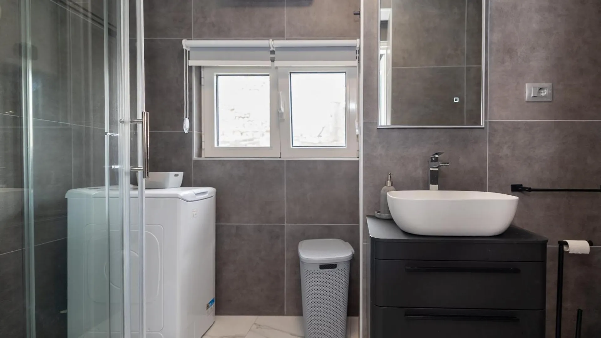 Apartman Bella روفينج شقة