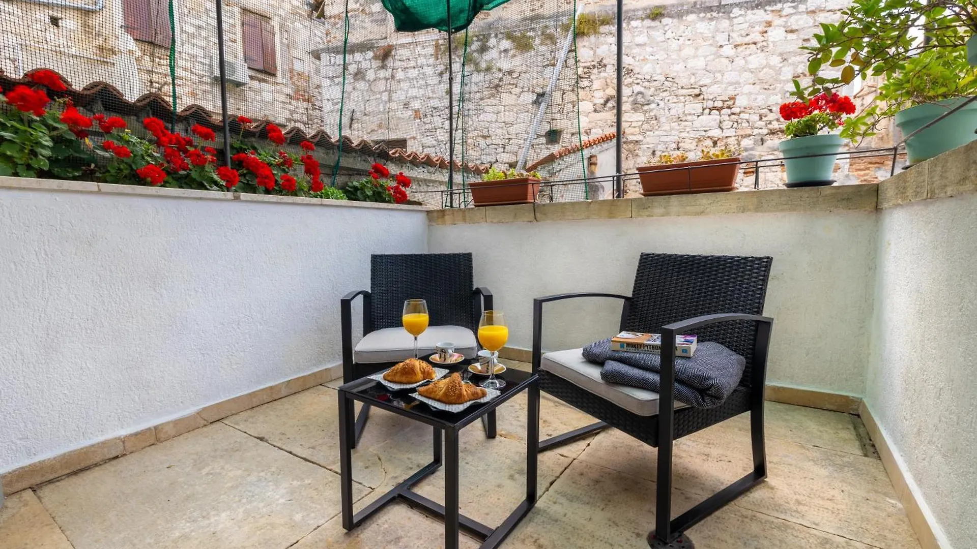 شقة Apartman Bella روفينج