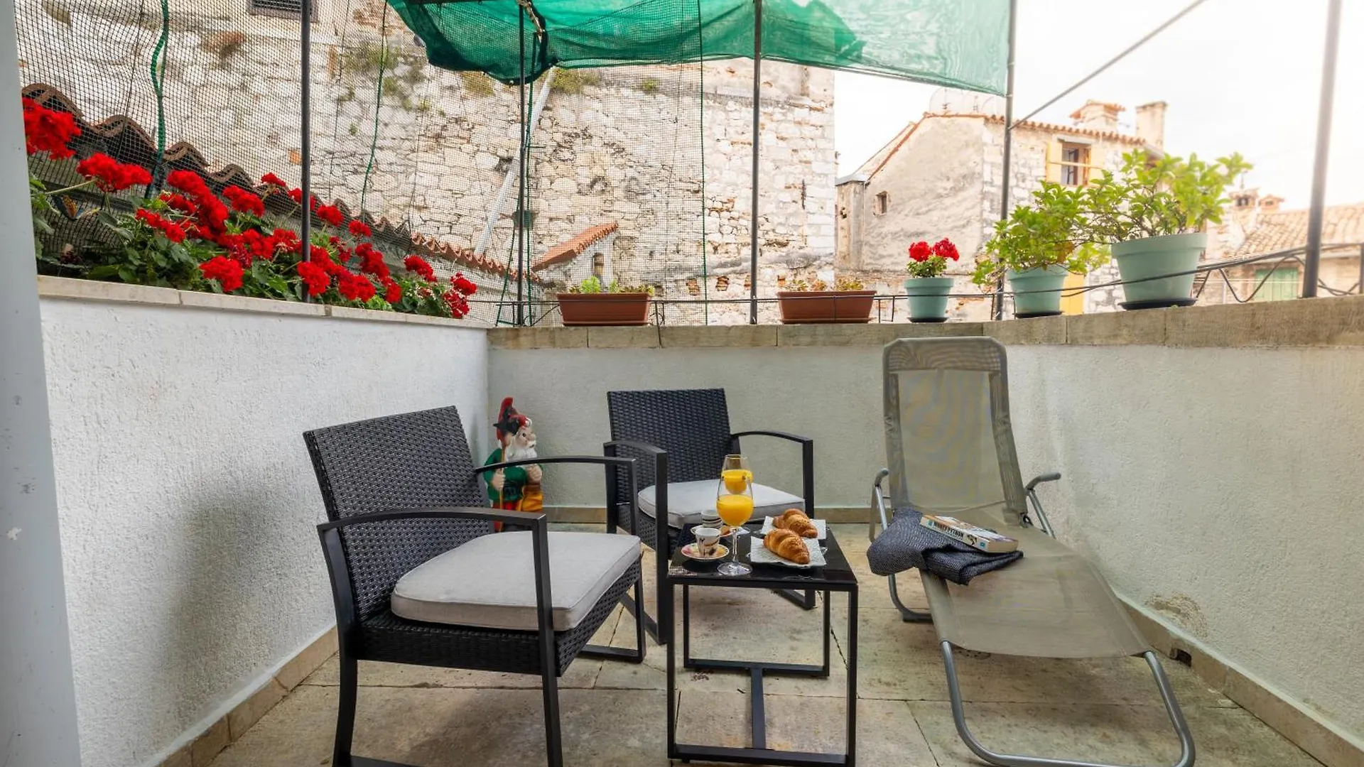 Apartman Bella روفينج شقة
